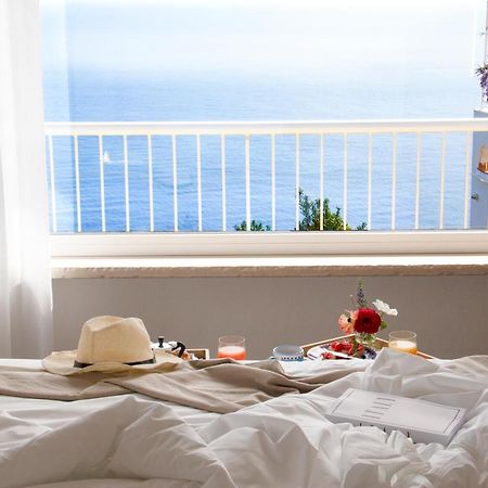 Una Villa - Amalfi Boutique Rooms B&B Exterior photo